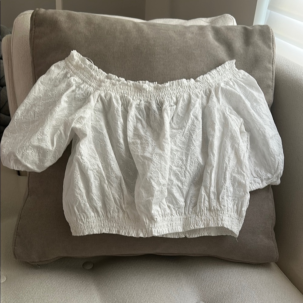 H&M Divided off white white cropped top size M